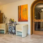 Pensjonat Weingut Erich Serwazi 3*