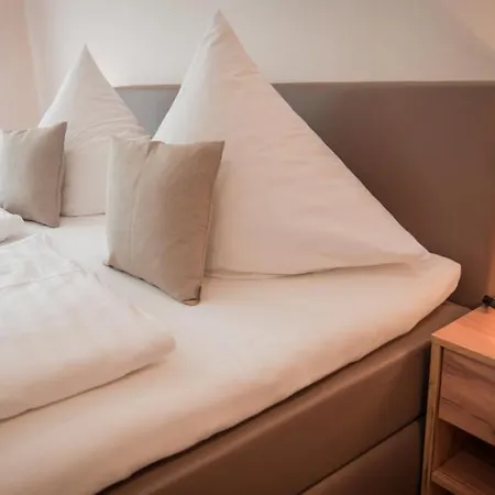 Weingut Erich Serwazi Mesenich