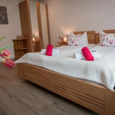 Weingut Erich Serwazi بيت ضيافة 3*