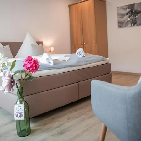 Weingut Erich Serwazi 3*