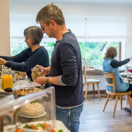 Weingut Erich Serwazi بيت ضيافة