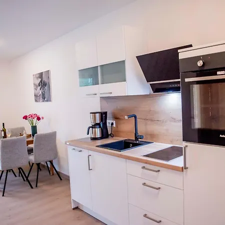 Weingut Erich Serwazi ميسينيش