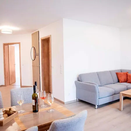 Weingut Erich Serwazi 3*