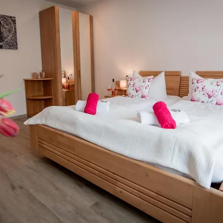 Weingut Erich Serwazi Gasthuis 3*