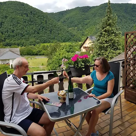 Weingut Erich Serwazi