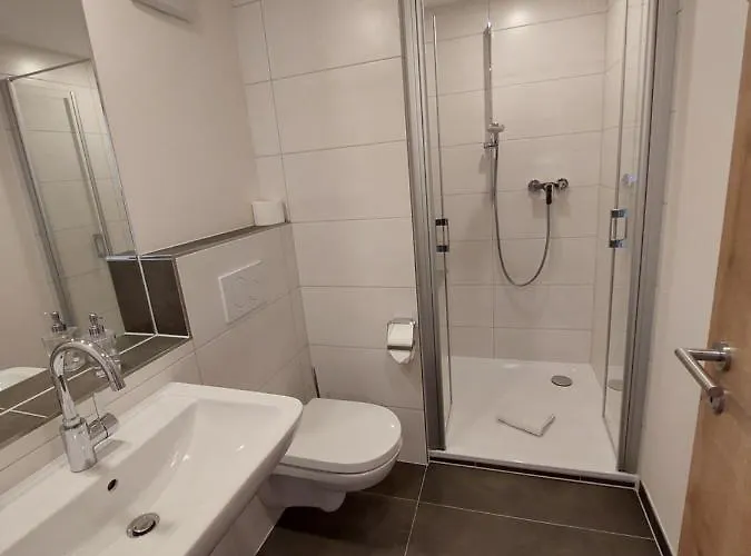 Casa de hóspedes Weingut Erich Serwazi Mesenich