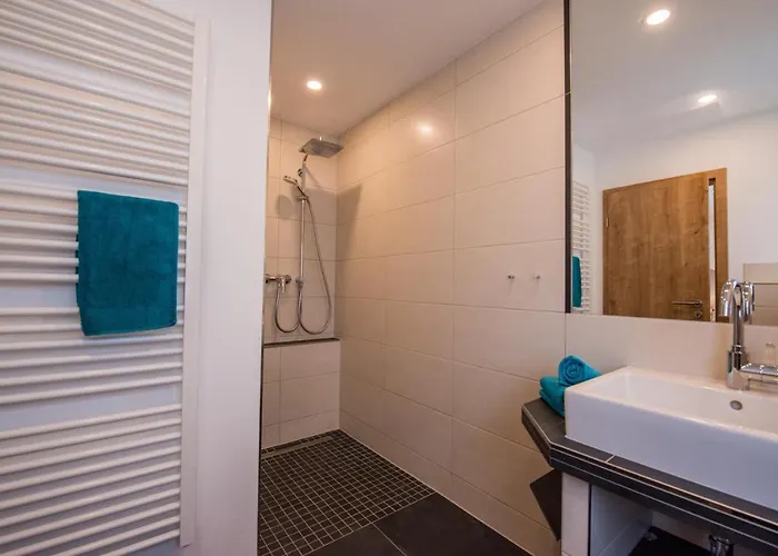 Weingut Erich Serwazi Mesenich