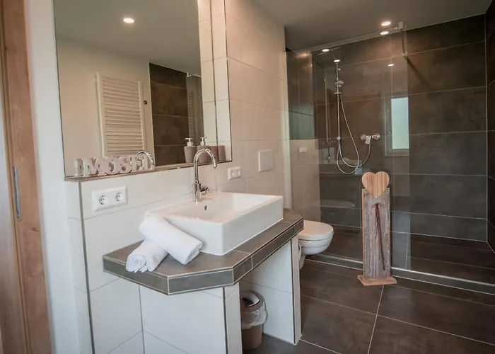 Gasthuis Weingut Erich Serwazi 3*