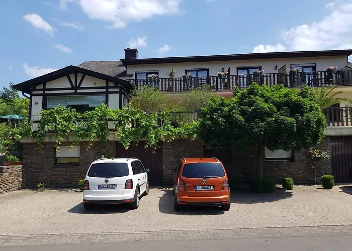 Weingut Erich Serwazi