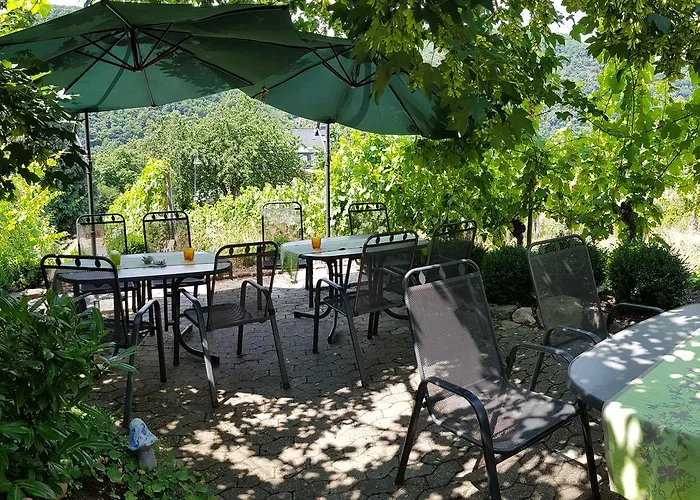 Weingut Erich Serwazi Casa de hóspedes 3*